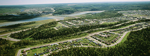 Aerial view of Fort McMurray in the summer.